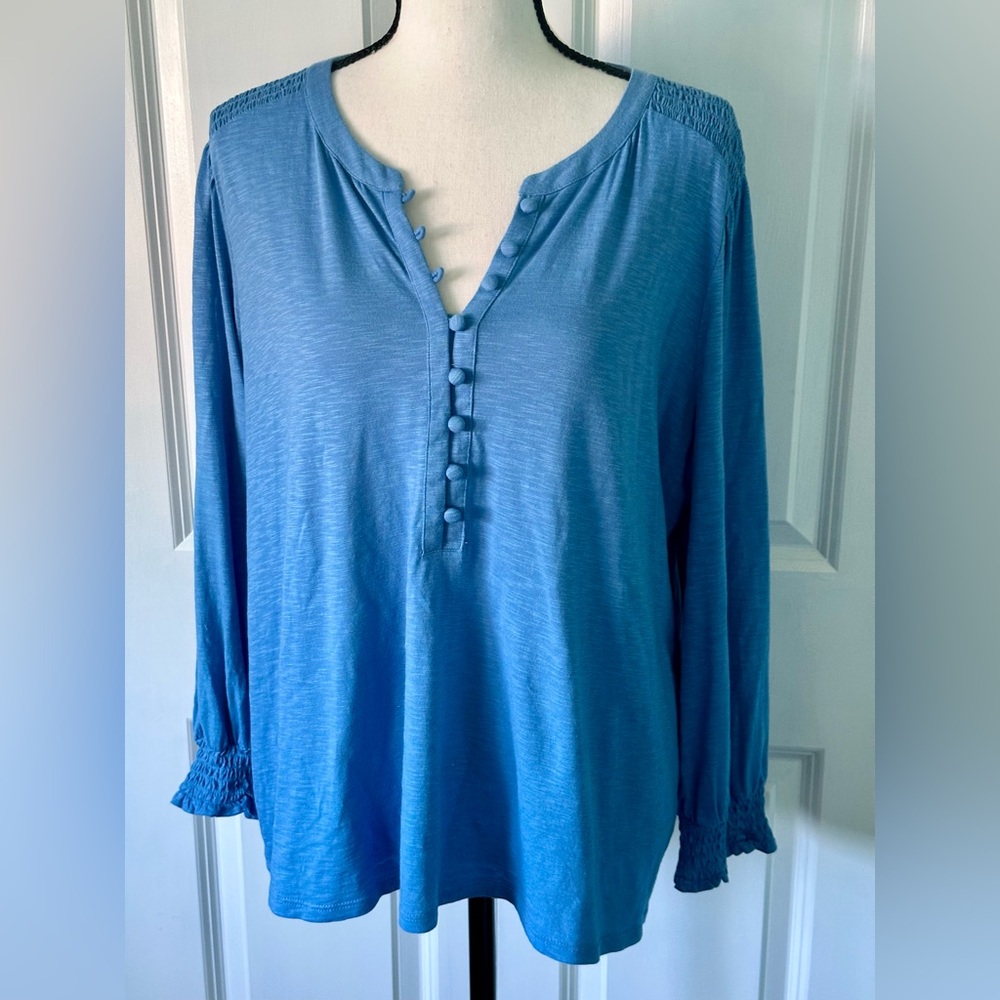 DESIGNED BY J.JILL!!!! Fabulous Condition Button Down LongSleeve Top With Detail